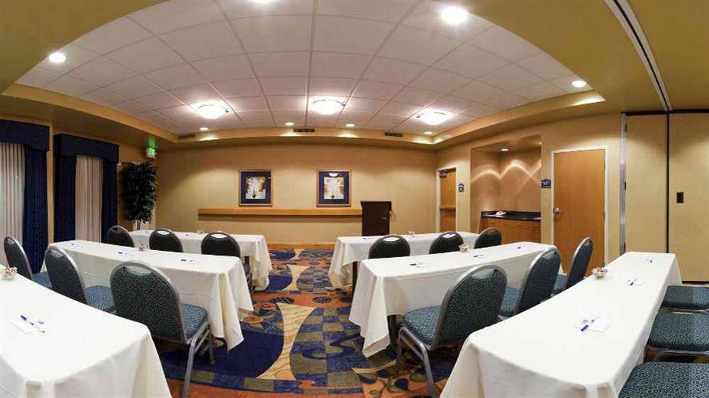 Holiday Inn Express Hotel & Suites Sacramento Airport Natomas, An Ihg Hotel מראה חיצוני תמונה